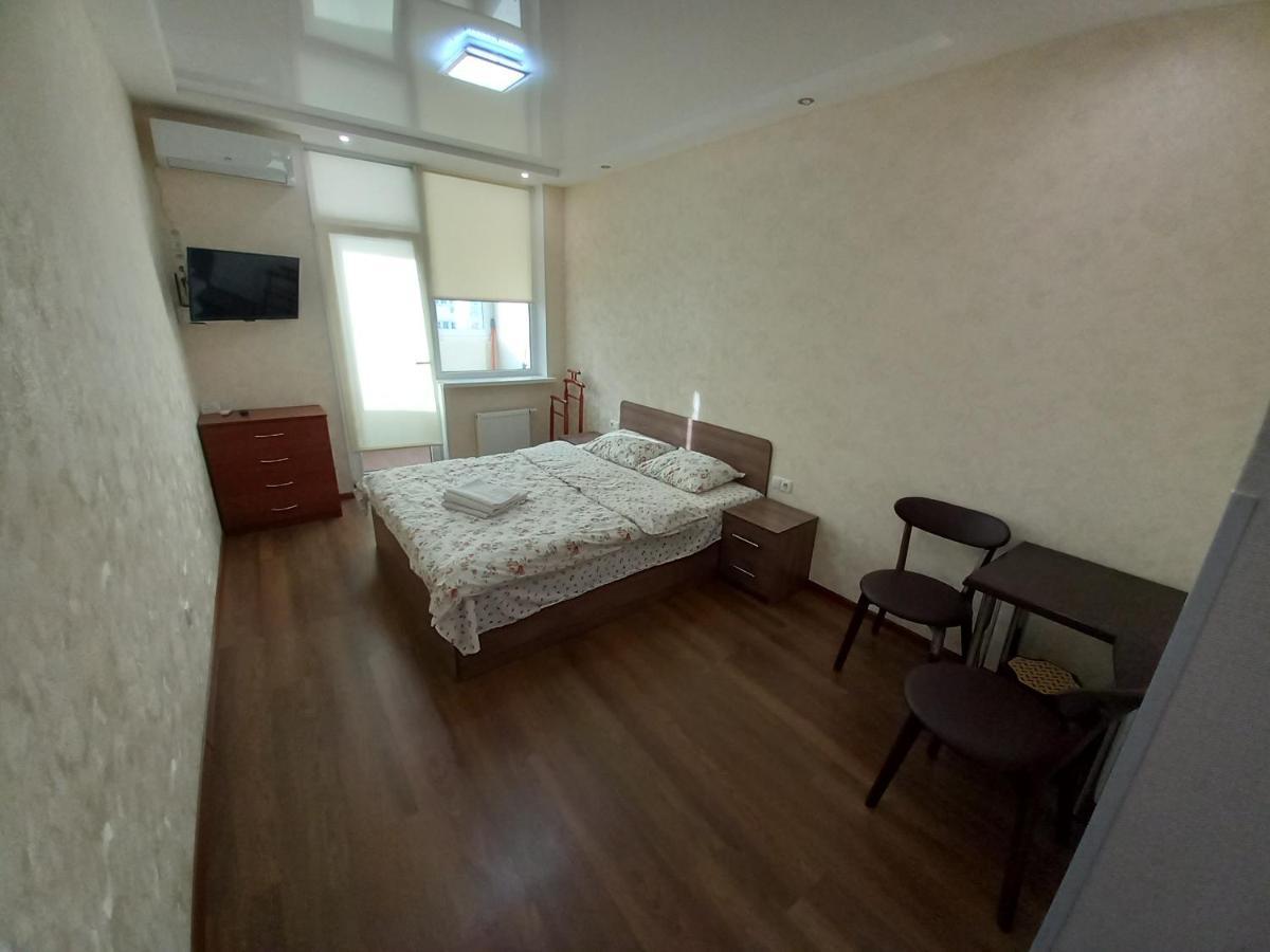 Smart Apartments Drahomanova 2А キエフ エクステリア 写真