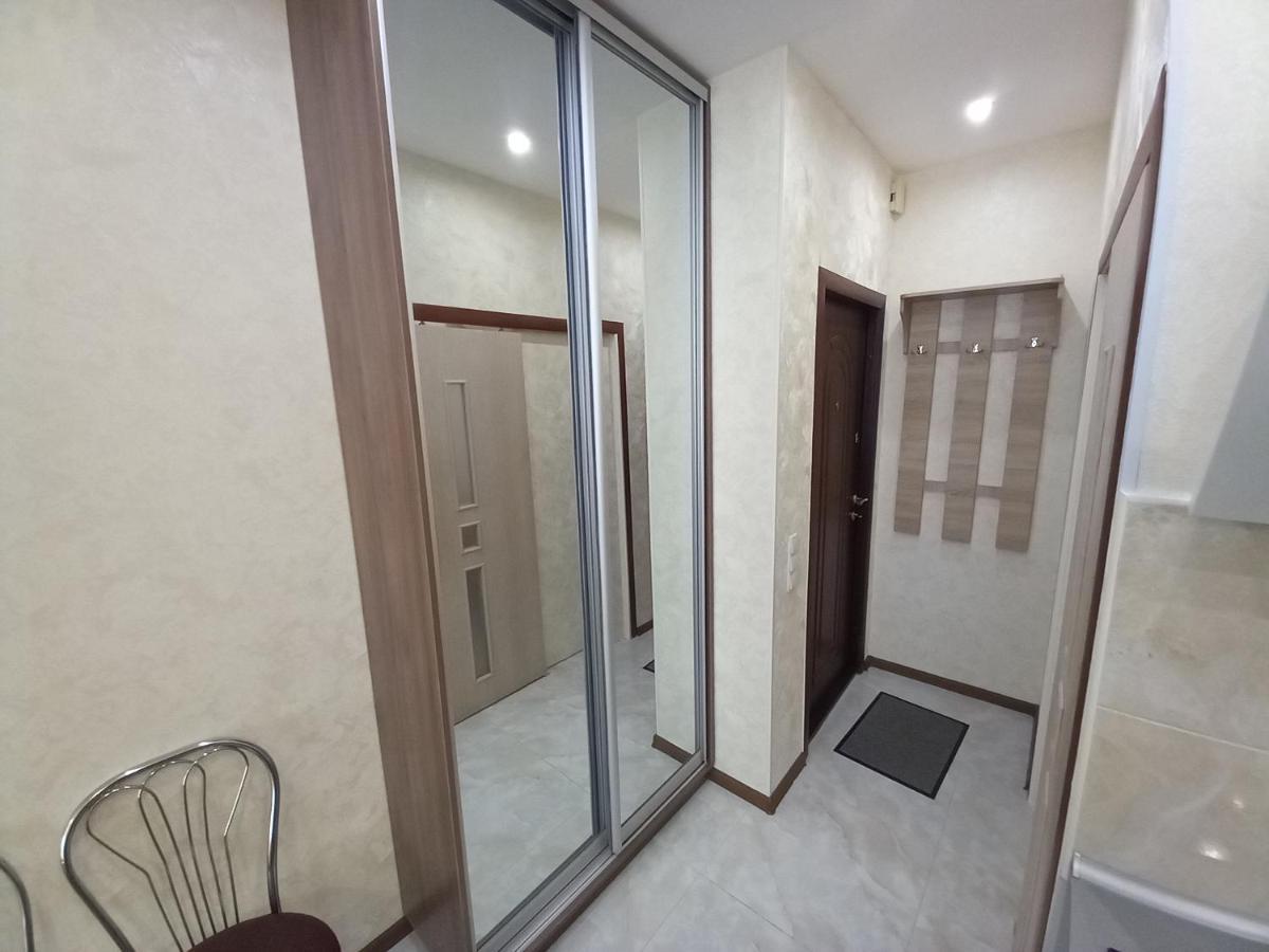 Smart Apartments Drahomanova 2А キエフ エクステリア 写真